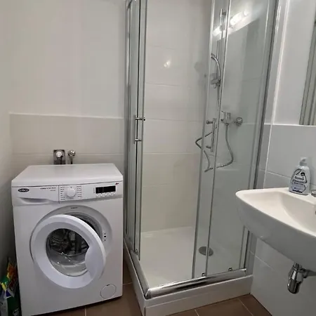 Apartament 1 With Terrace, Slnecnice Bratislava