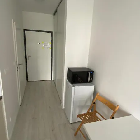 Apartament 1 With Terrace, Slnecnice