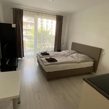 1 With Terrace, Slnecnice Apartment Bratislava