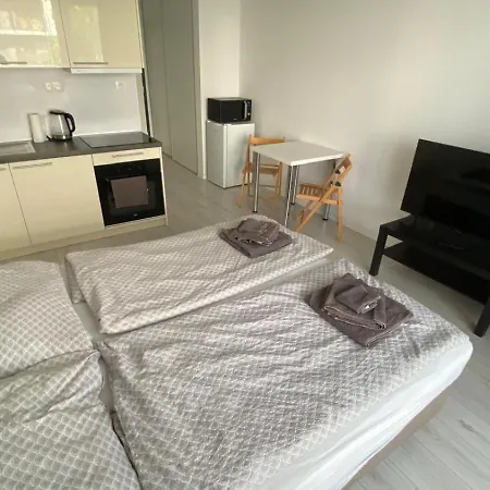 Apartment 1 With Terrace, Slnecnice Bratislava